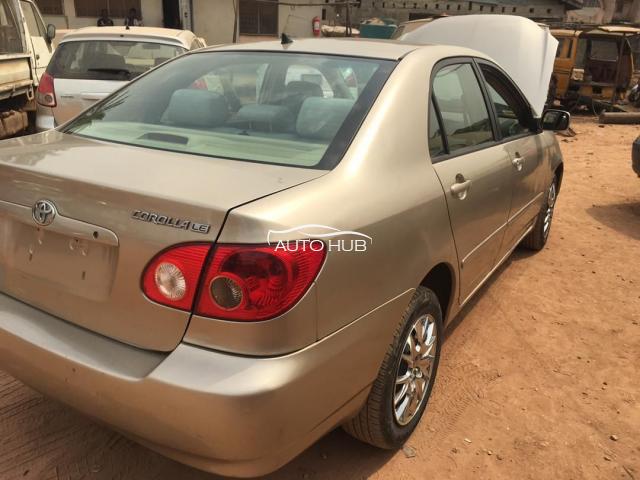 DISTRESS sale foreign used 2005 Toyota Corolla0