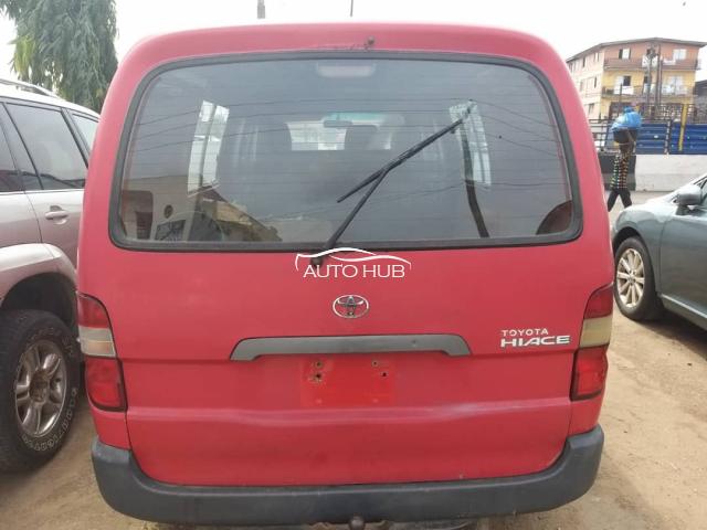 1999 Toyota Hiace Red