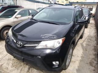 2015 Toyota RAV4 Black