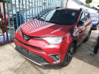 2016 Toyota RAV4 Red