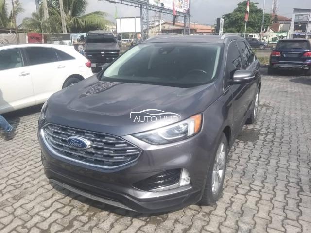 2019 Ford Edge Grey