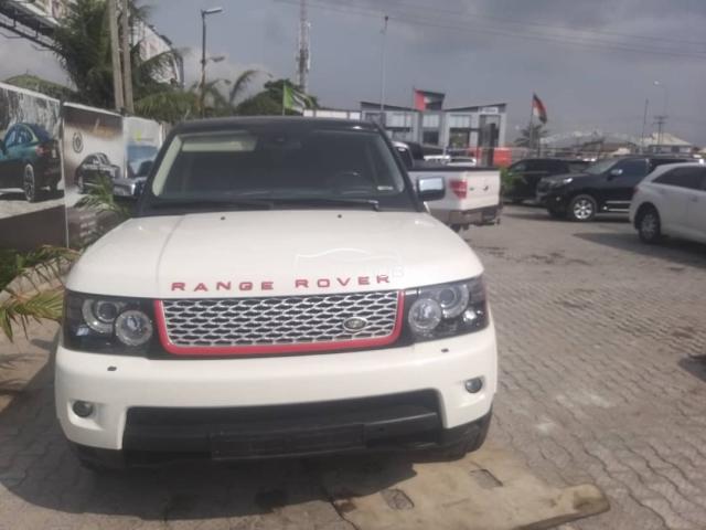 2012 Range Rover White