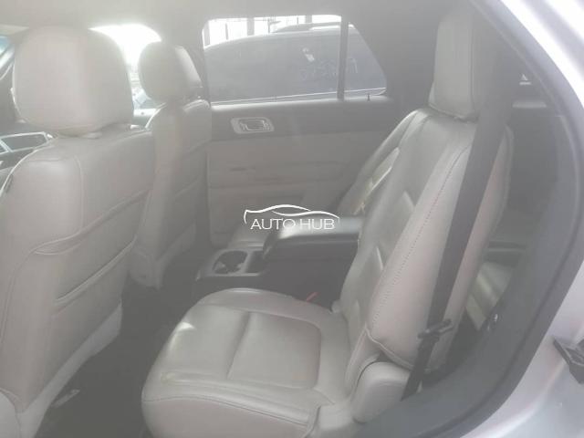 2011 Ford Explorer Silver