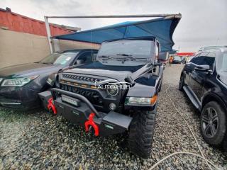 2016 Jeep Wrangler Black