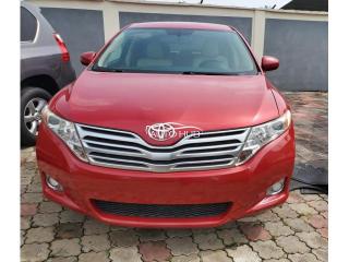 2009 Toyota Venza Red
