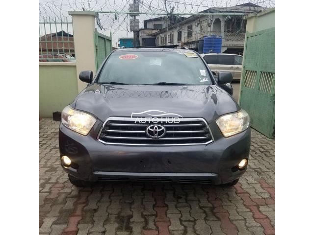 2010 Toyota Highlander available for sale