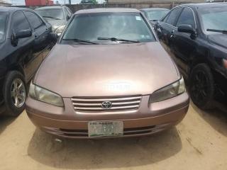 2000 Toyota Camry Brown