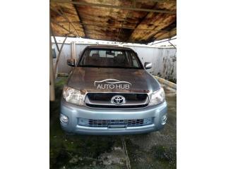 Local used 2010 hilux