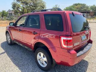 SUPER CLEAN 2009 FORD ESCAPE FOR SALE