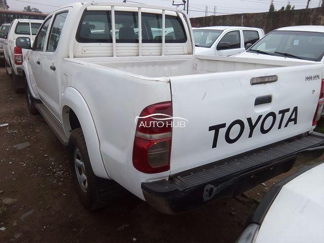 Toyota hilux 2012