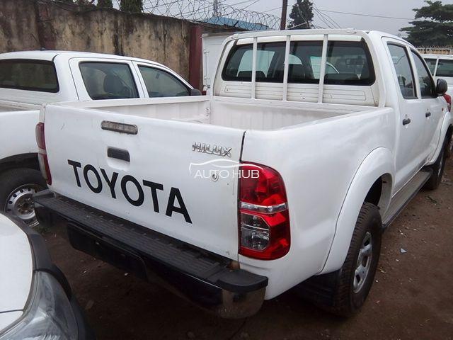 Toyota hilux 2012