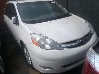 Toyota sienna 2007