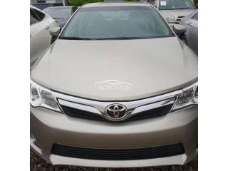 2014 Toyota Camry Gold