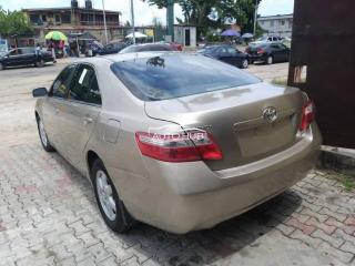 2008 Toyota Camry Gold