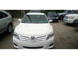 2010 Toyota Camry LE White