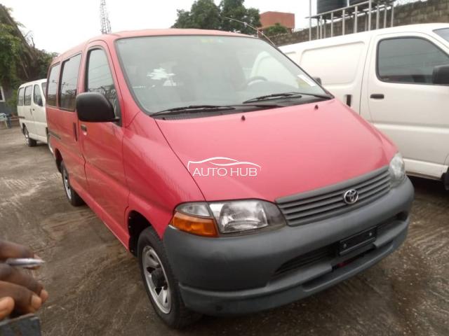 2002 Toyota Hiace Red