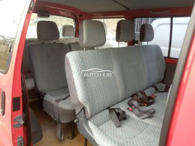 2002 Toyota Hiace Red