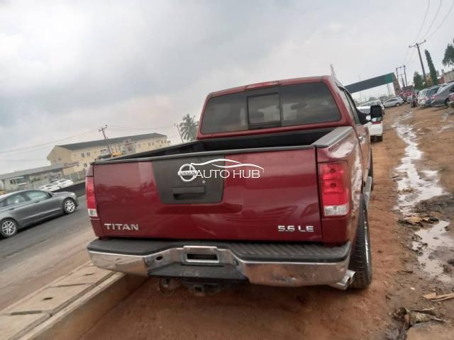 2005 Nissan Frontier Red