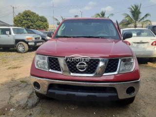 2008 Nissan Frontier Red